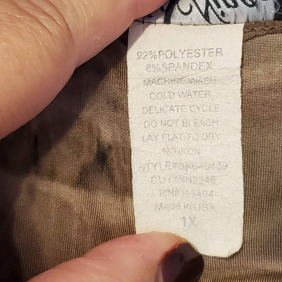 Only Nine Woman Top - Picture 5 of 16